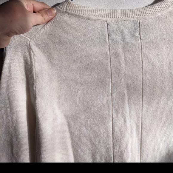Lightweight Filpucci italian wool Banana Republic cream top - Picture 5 of 5